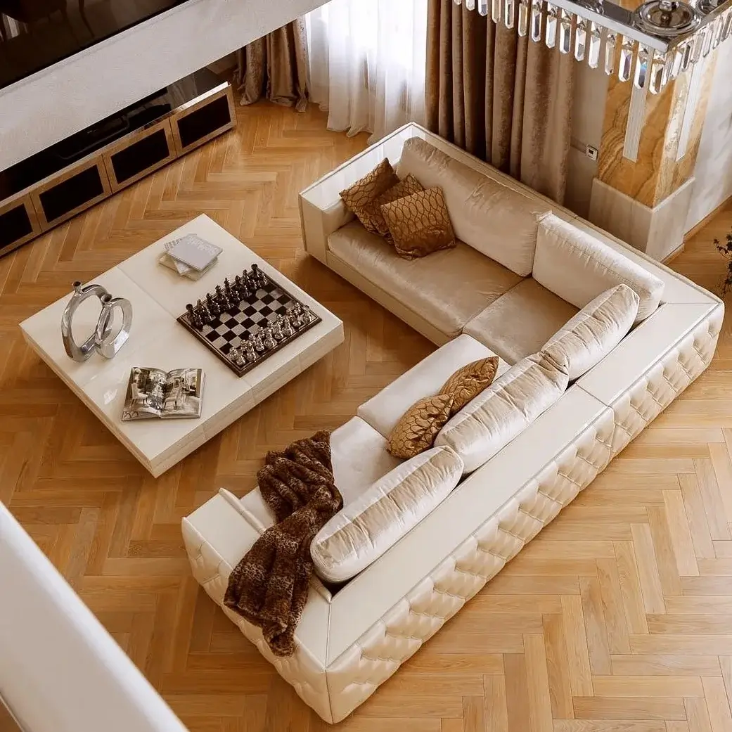 Réalisation intérieure avec parquet clair en Point de Hongrie